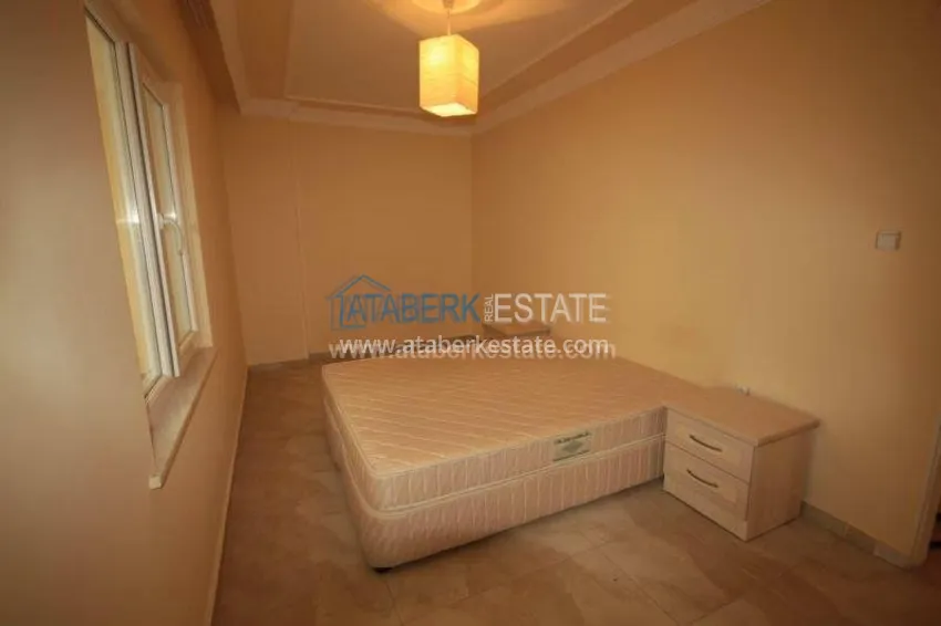 Недорогое предложение просторной трехкомнатной квартиры в самом центре популярного района Махмутлар 11 