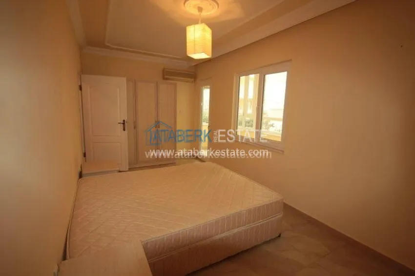 Недорогое предложение просторной трехкомнатной квартиры в самом центре популярного района Махмутлар 14 