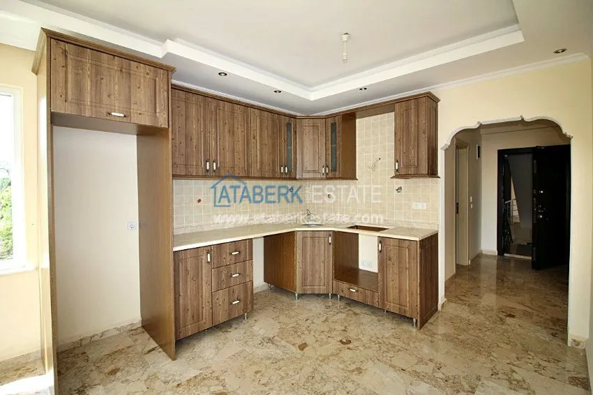 Трехкомнатная квартира в районе Махмутлар. 29 