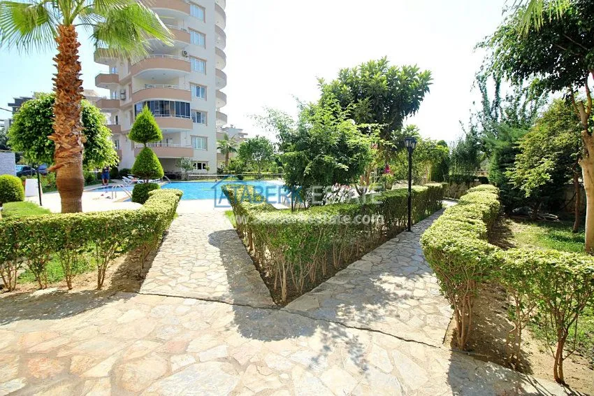 Трехкомнатная квартира в районе Махмутлар. 34 