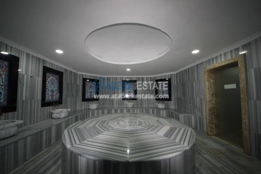 Large 2+1 apartment in Mahmutlar 8 