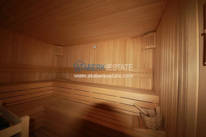 Large 2+1 apartment in Mahmutlar 10 