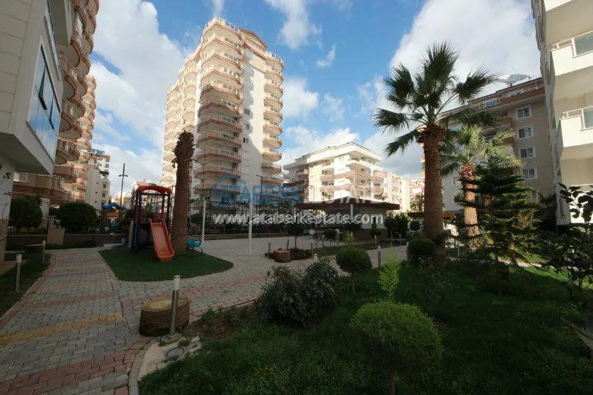 Large 2+1 apartment in Mahmutlar 14 