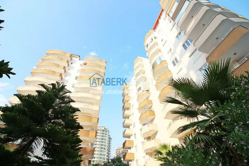 Четерехкомнатные апартаменты в Махмутларе 1 