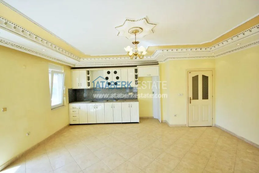 Трехкомнатные апартаменты в районе Махмутлар 24 