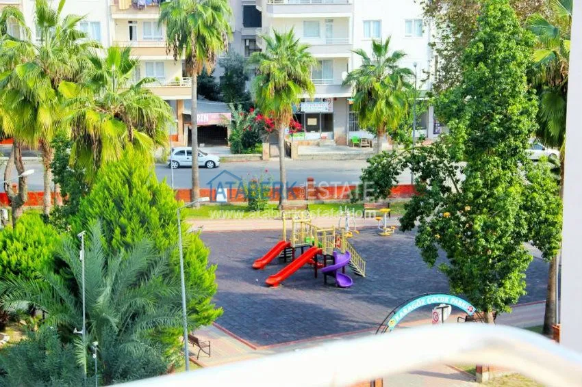 Трехкомнатные апартаменты в районе Махмутлар 28 