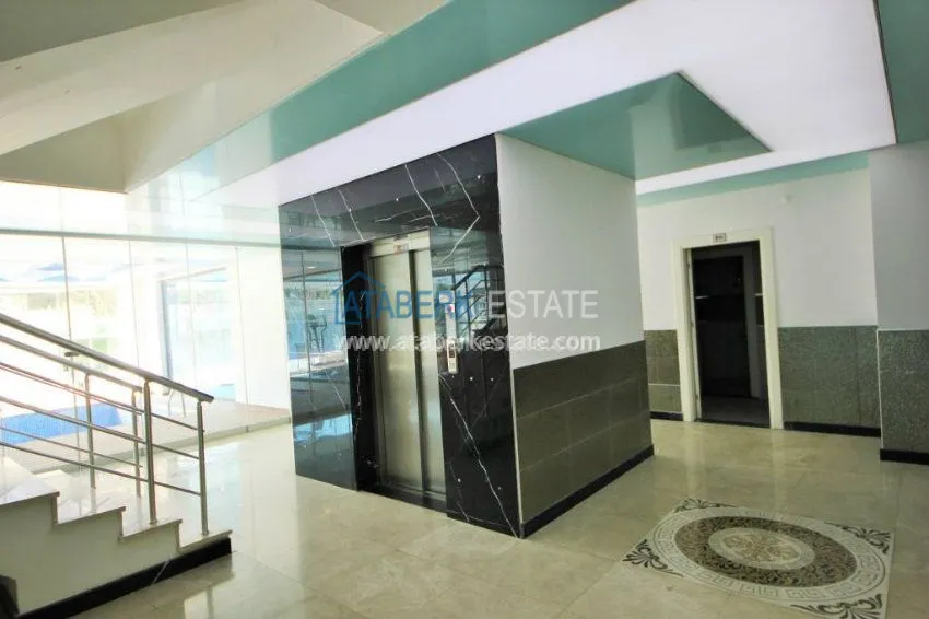 Трехкомнатная квартира в районе Махмутлар. 9 