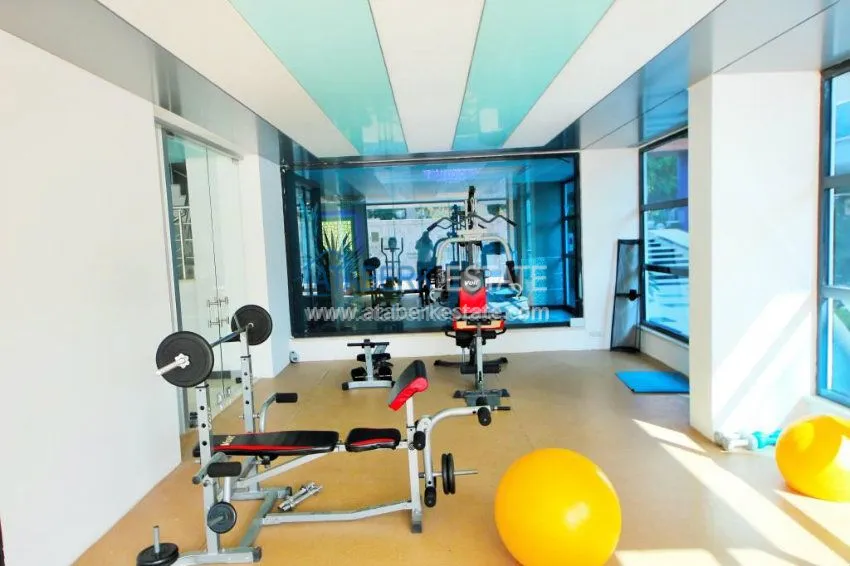 Трехкомнатная квартира в районе Махмутлар. 10 