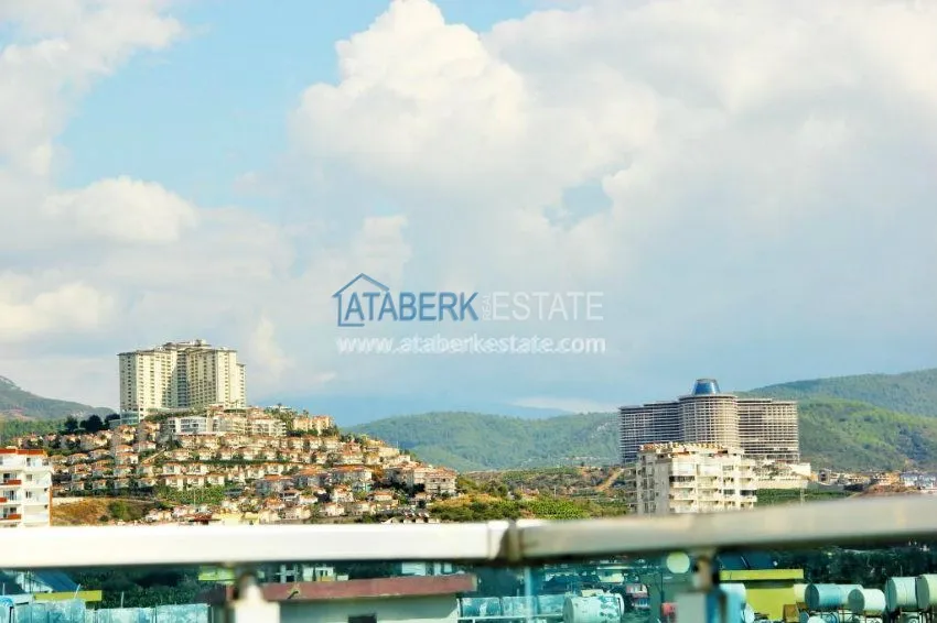 Трехкомнатная квартира в районе Махмутлар. 29 