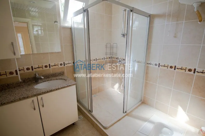 Detached villa with pool and garden from the owner 17 