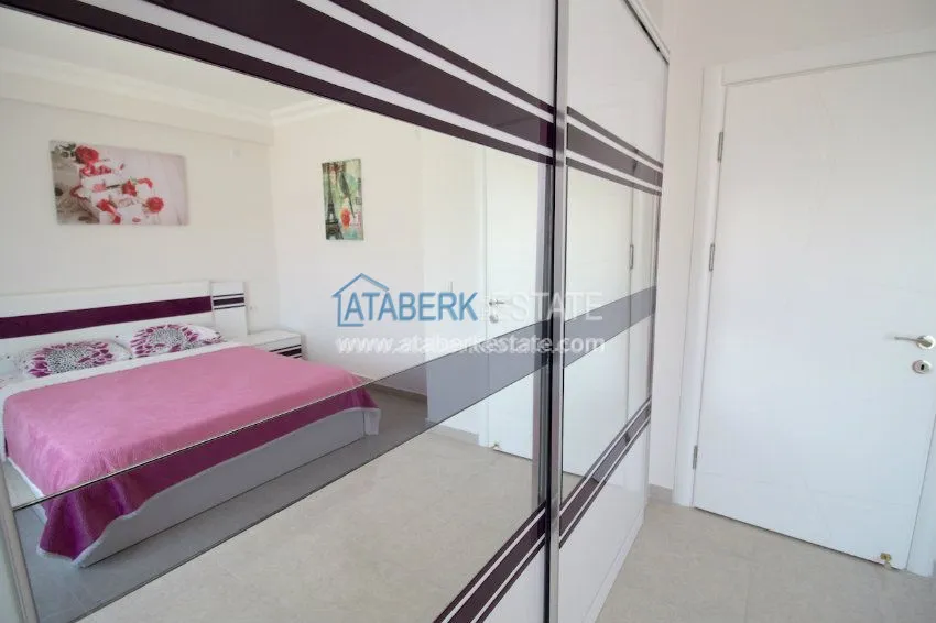 Spacious furnished apartment in a new complex from the owner! 13 