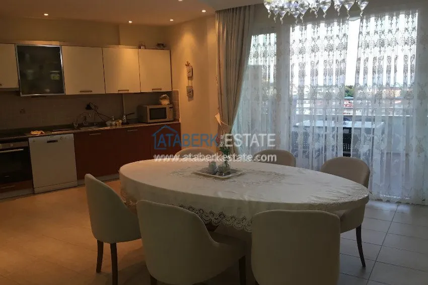 Duplex in Riverside for long term rent 6 