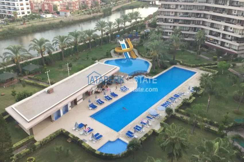 Duplex in Riverside for long term rent 10 