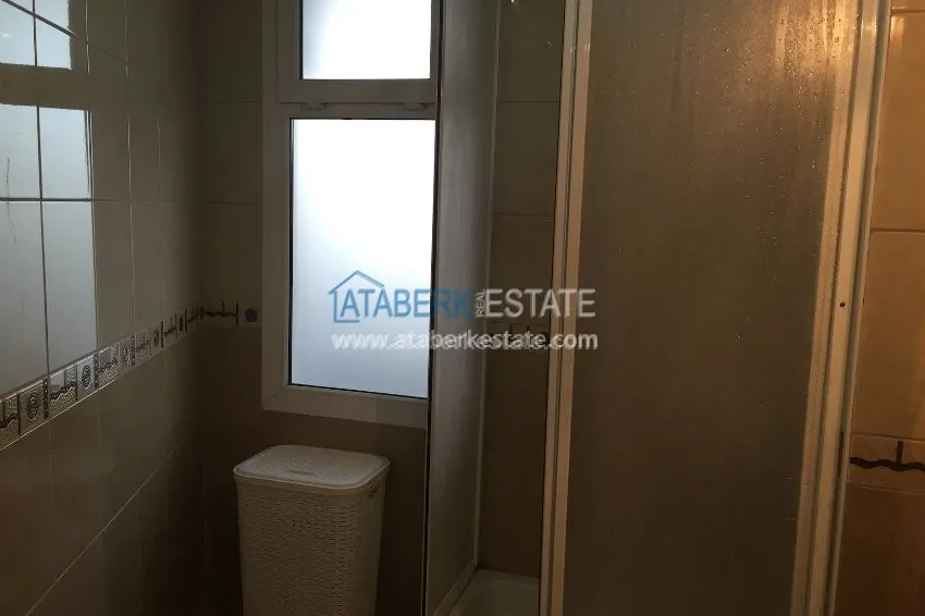 Duplex in Riverside for long term rent 16 