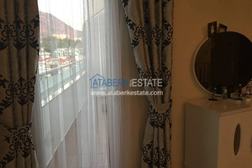 Duplex in Riverside for long term rent 34 