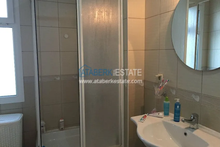 Duplex in Riverside for long term rent 40 