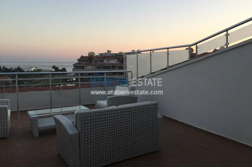 Duplex in Riverside for long term rent 45 