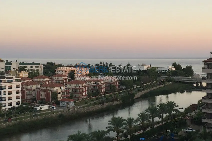 Duplex in Riverside for long term rent 48 