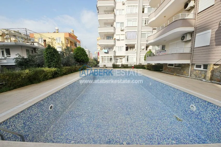 Дуплекс с 5 комнатами в районе Махмутлар 2 