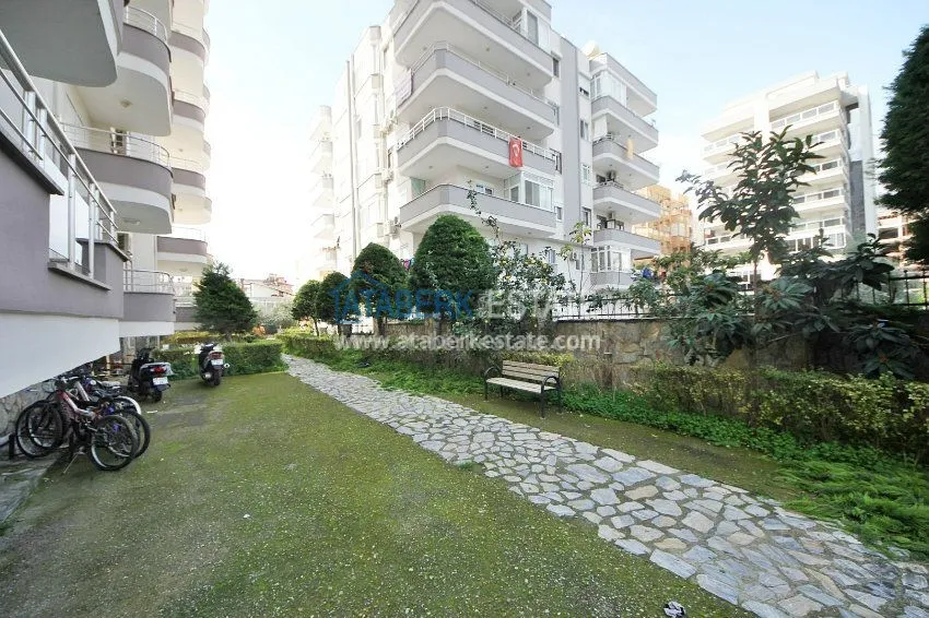 Дуплекс с 5 комнатами в районе Махмутлар 3 