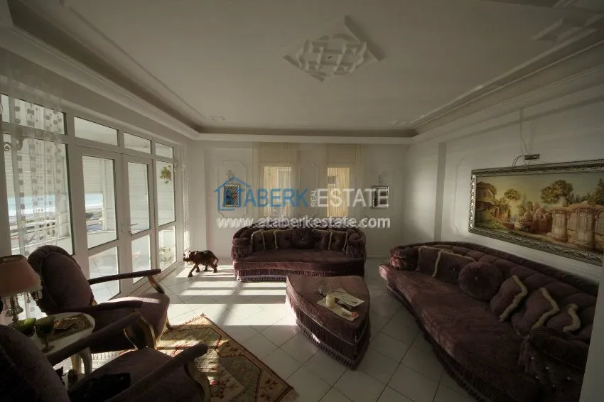 На первой береговой линии апартаменты с двумя спальнями. 2 