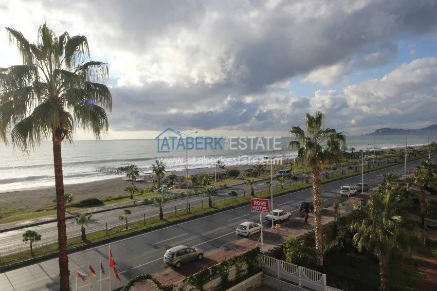 На первой береговой линии апартаменты с двумя спальнями. 20 