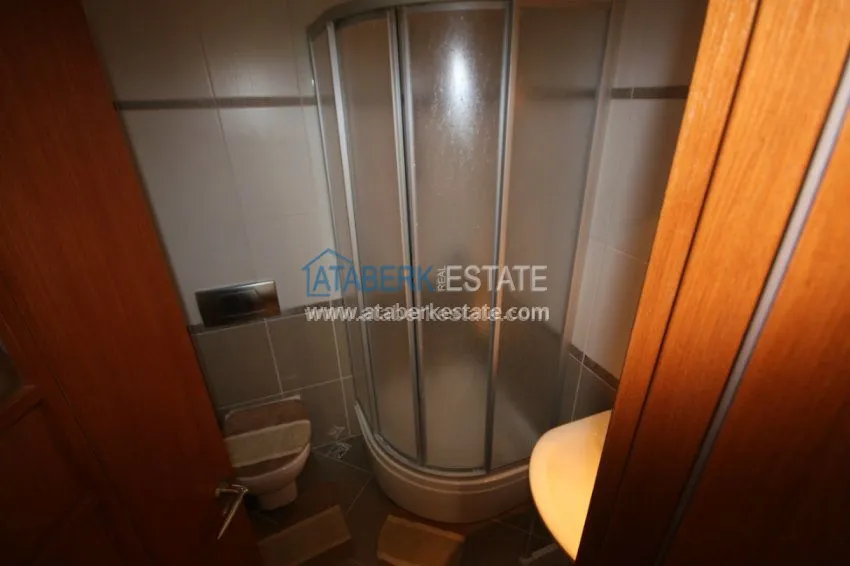 Четырехкомнатная квартира от собственника в элитном комплексе Сельджуклу Конаклары 23 