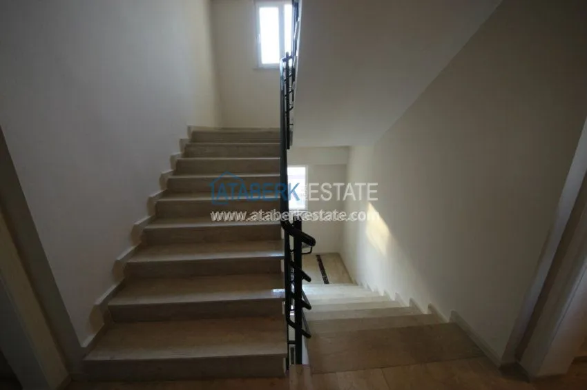 Отличная трехкомнатная квартира от собственника по низкой цене! 5 