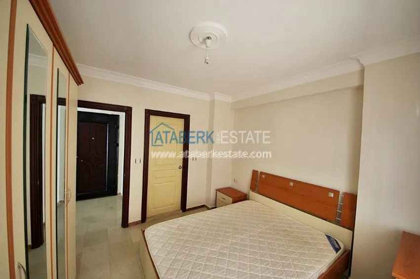 Трехкомнатная квартира на первой береговой линии, с видом на море по умеренной цене. 13 