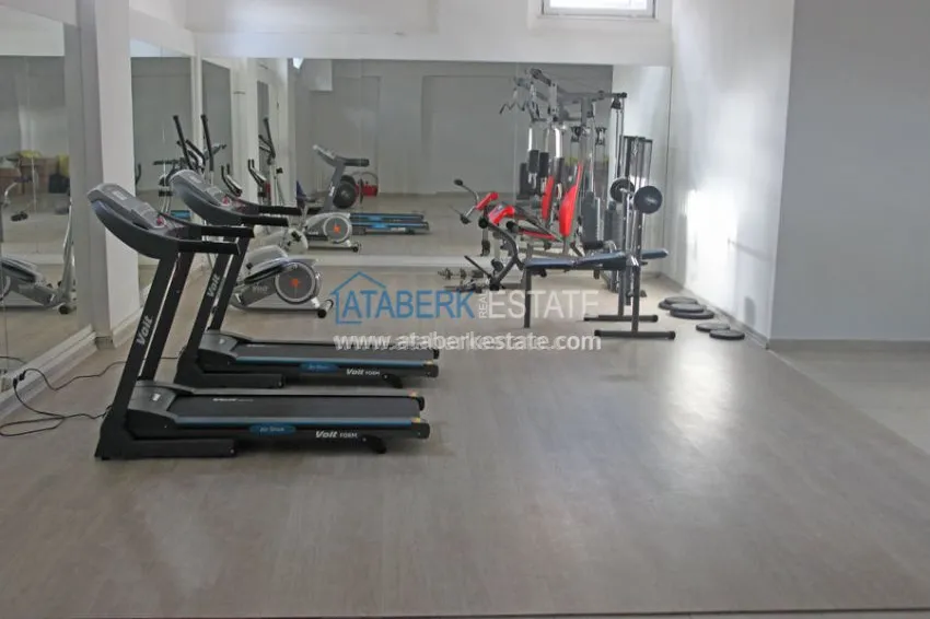 Трехкомнатная квартира в новом доме 250 метров от моря. 2 