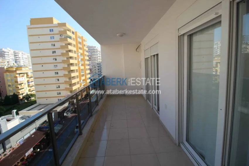 Апартаменты 1+1 в оживленном районе 11 