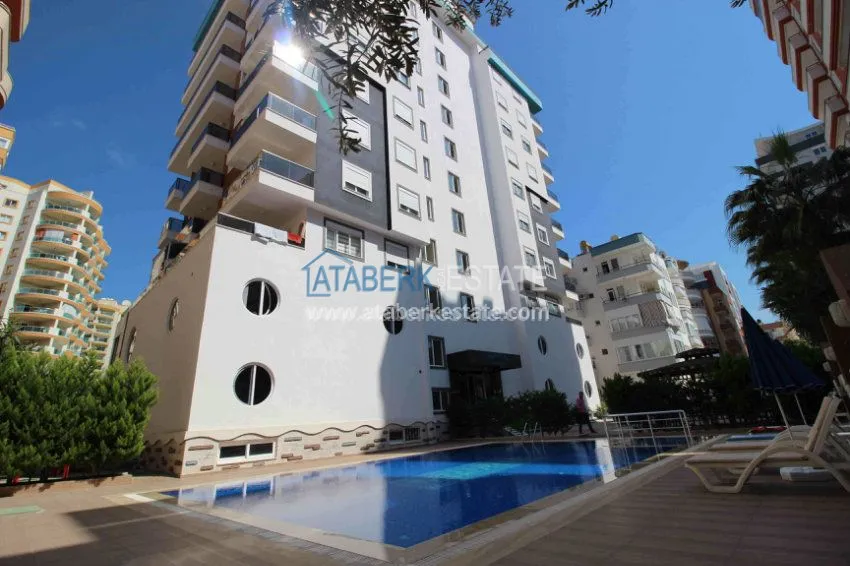 Апартаменты 1+1 в оживленном районе 12 