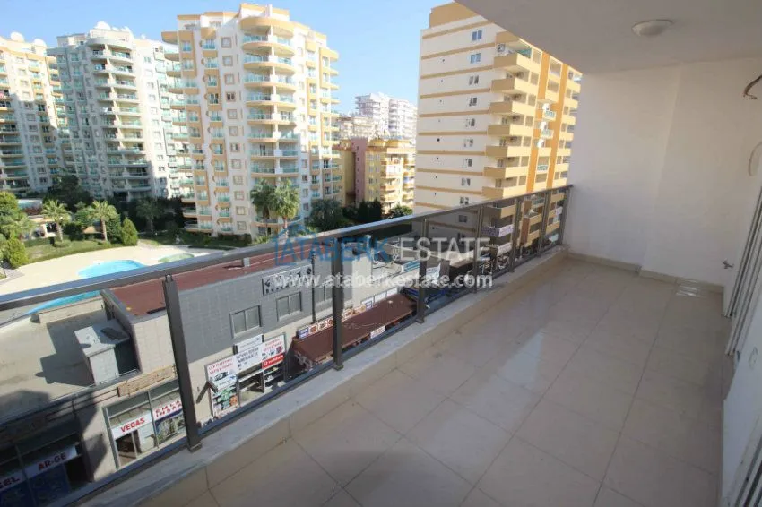 Апартаменты 1+1 в оживленном районе 13 