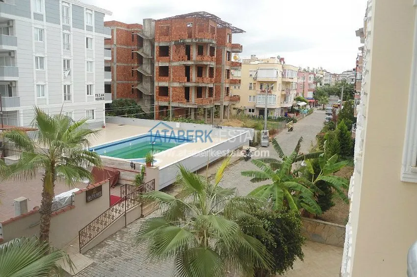 В одном из популярных районах Обе на продаже от собственника трехкомнатная квартира. 20 