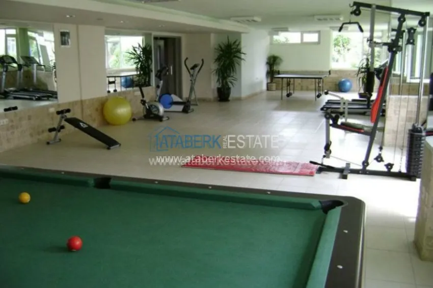 Spacious four bedroom apartment at a bargain price 7 