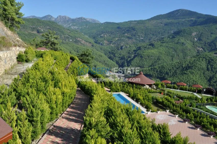 Rehabilitation center-hotel in the charming place of Alanya for sale! 38