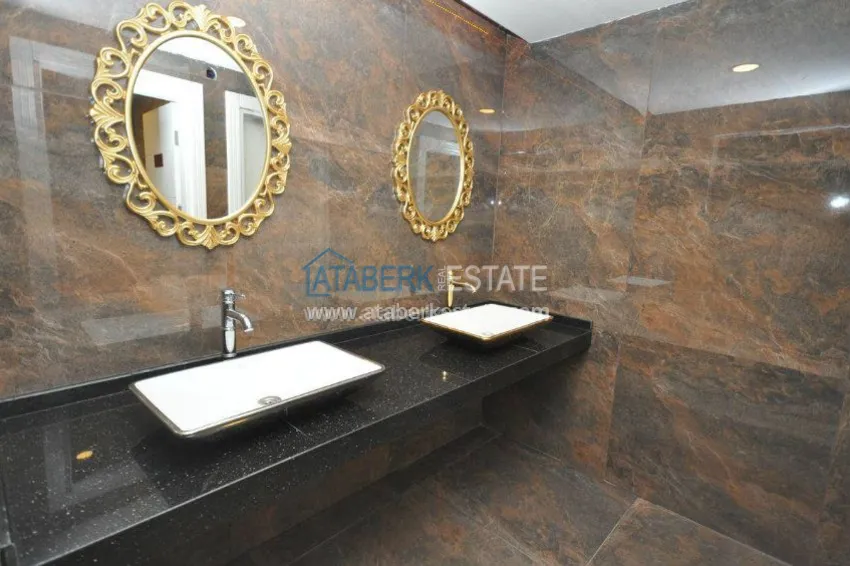 Two-bedroom apartment in Kargicak 12 