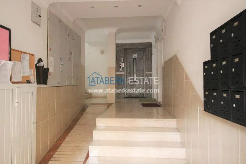 Двукомнатные апартаменты в центре Алании 3 