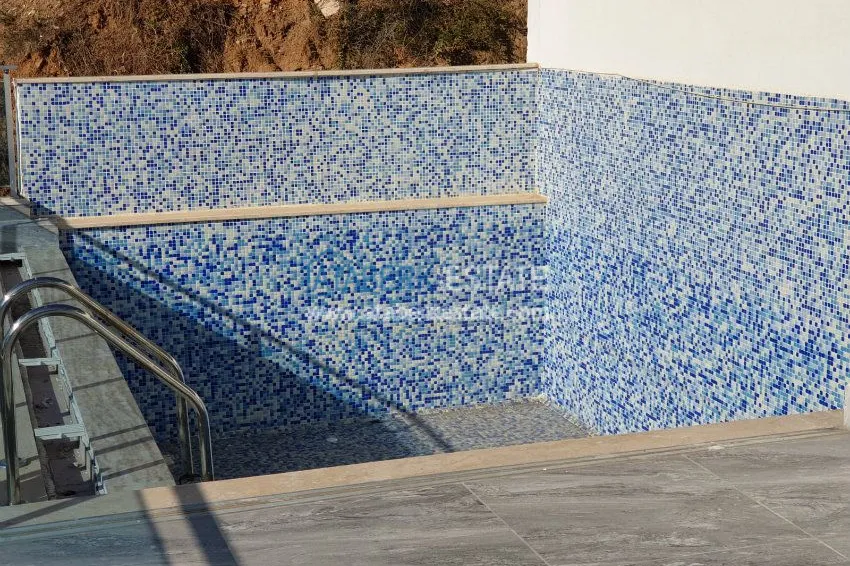 2+1 villa with private pool 17 