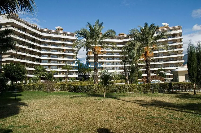 Комплекс с большой территорией у горной реки, Ривер Сайд Тосмур 7