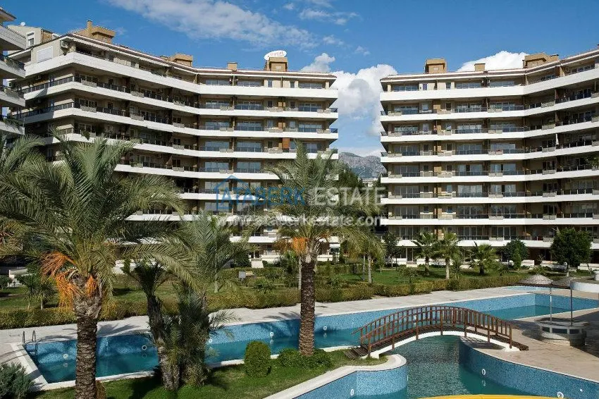 Комплекс с большой территорией у горной реки, Ривер Сайд Тосмур 11