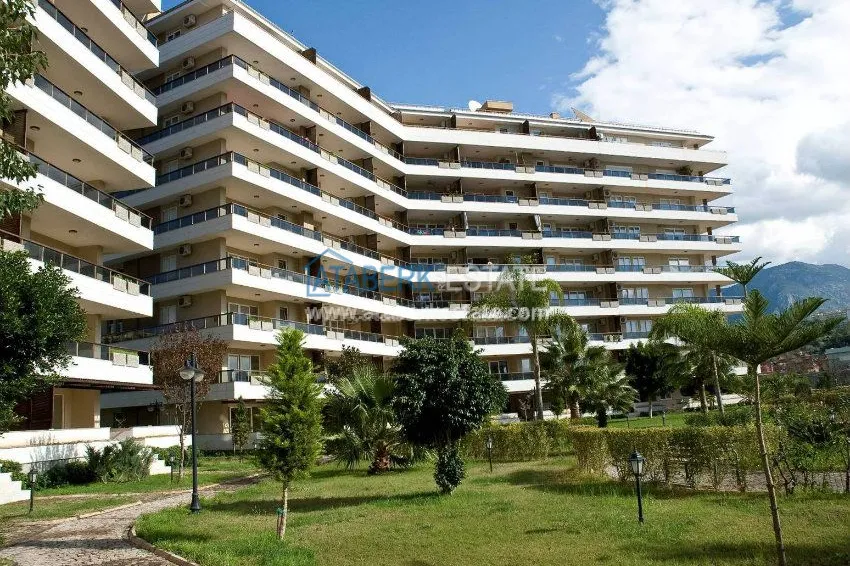 Комплекс с большой территорией у горной реки, Ривер Сайд Тосмур 17