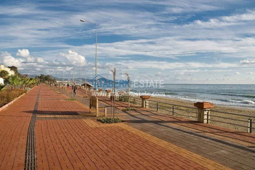 Комплекс с большой территорией у горной реки, Ривер Сайд Тосмур 21