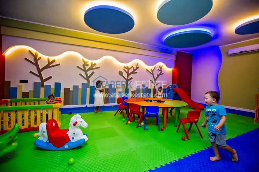 Luxury residential complex in Tosmur, located just 200 meters from the sea, at the best prices! 45 