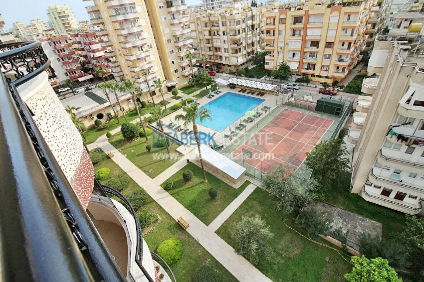 3+1 c частичным видом на море в Махмутларе 26 