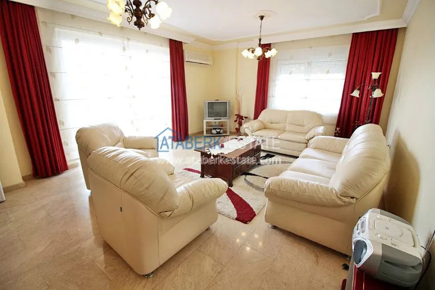 3+1 c частичным видом на море в Махмутларе 37 