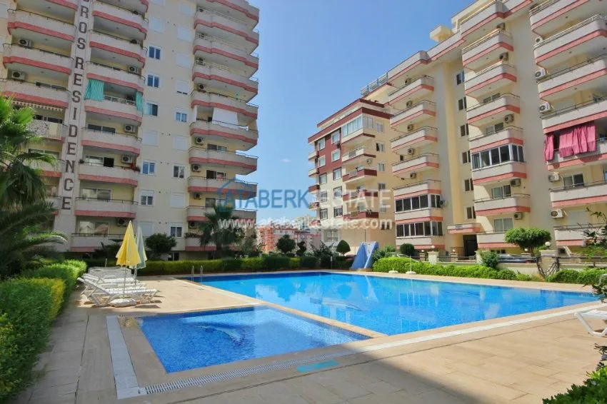 Two-bedroom apartment in a modern complex with a swimming pool 6 