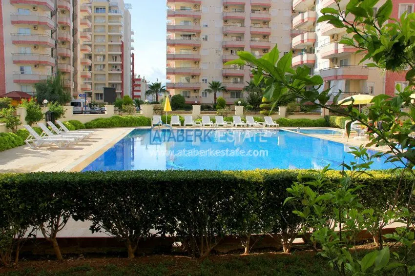 Two-bedroom apartment in a modern complex with a swimming pool 8 