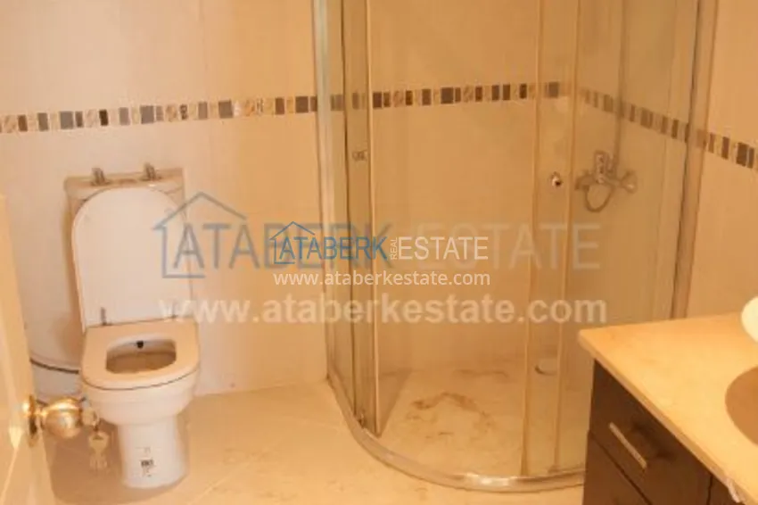 Квартира с двумя спальнями в современном комплексе района Тосмур 20 