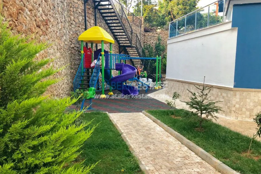 Four bedroom penthouse by the sea 7 